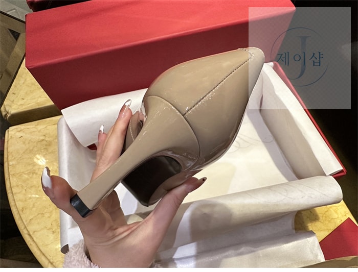 로저 비비에 트럼펫 메탈 버클 펌프스 7cm (TJ공장) - 상세 이미지